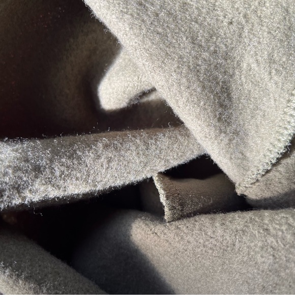 Men's Nike Sportswear Shorts - Picture 9 of 13